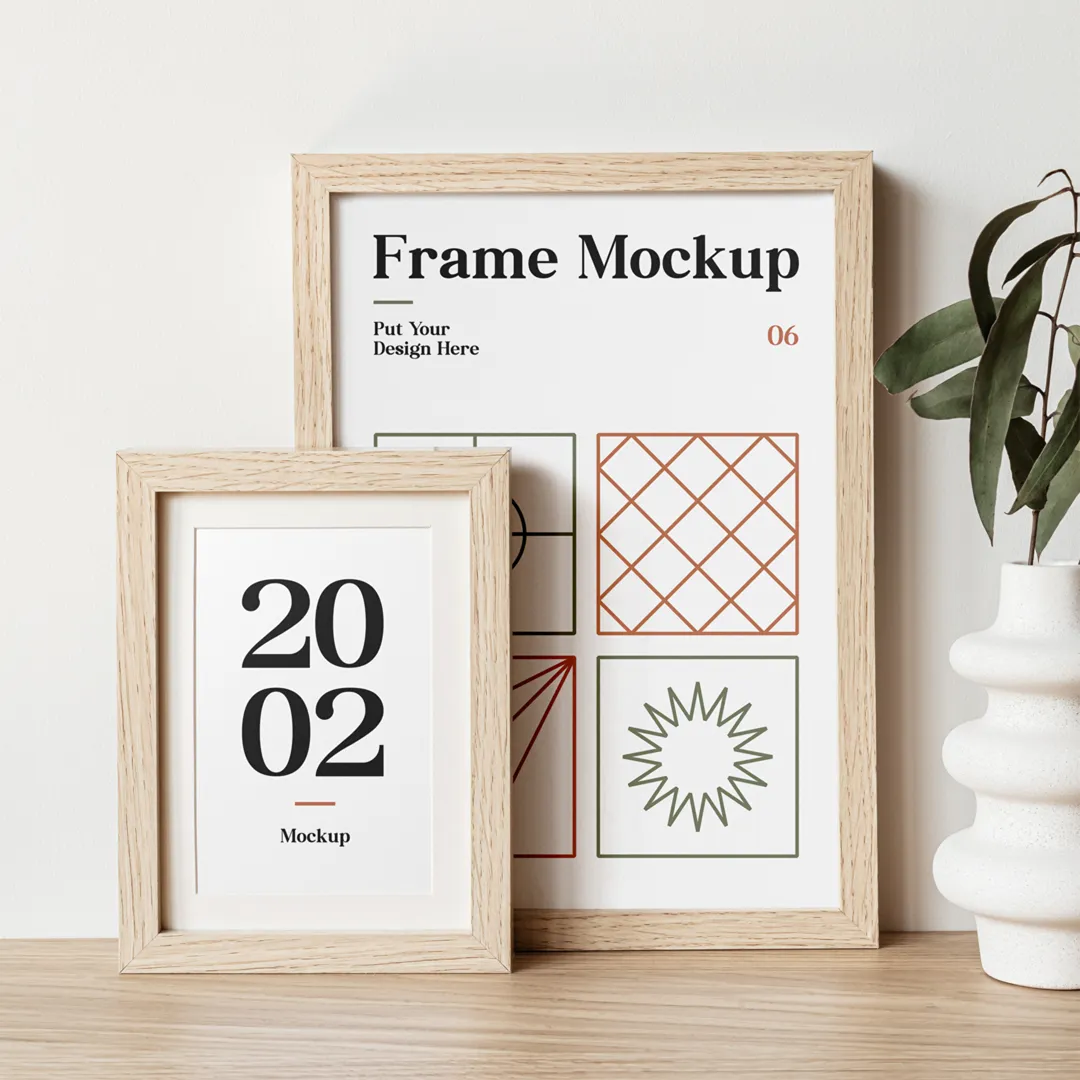 Masa mockup üzerinde ahşap çerçeveler - Mr.Mockup | 