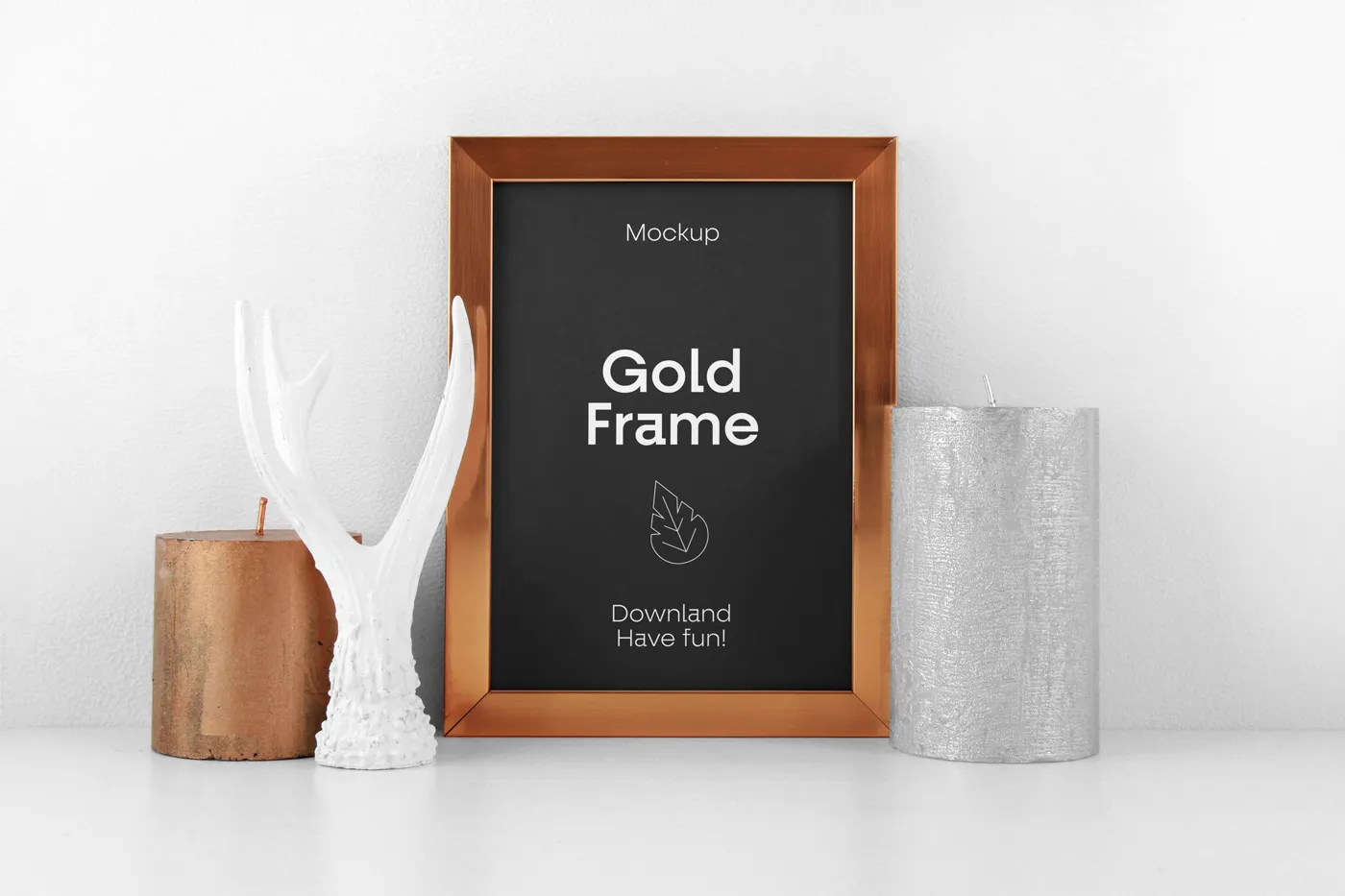 Altın Çerçeve PSD Mockup - Mr.Mockup | 
