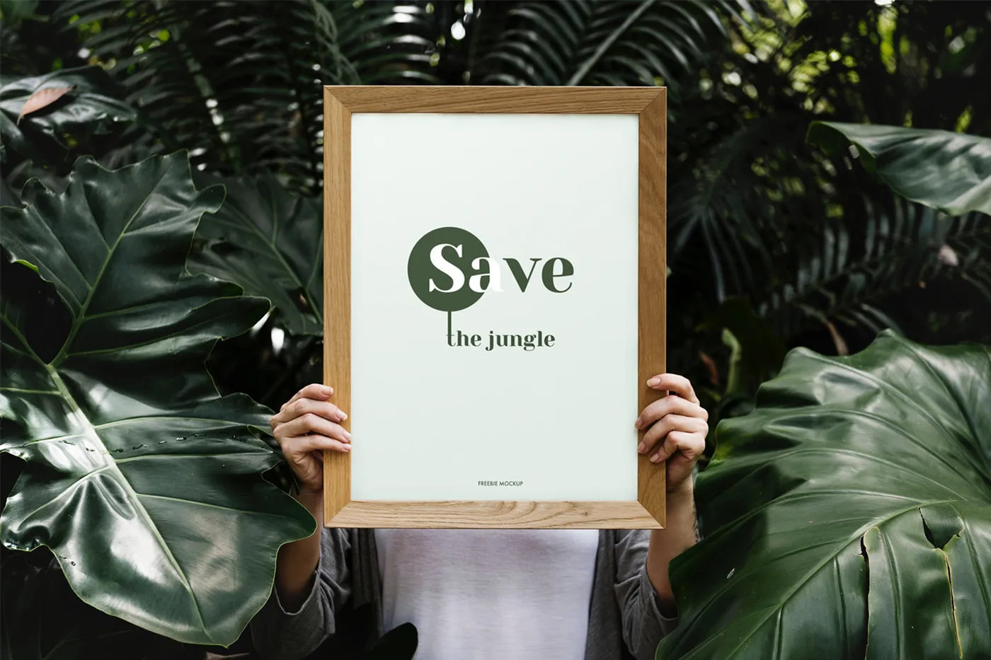 Çerçeve tutan kadınlar - Mr.Mockup | 