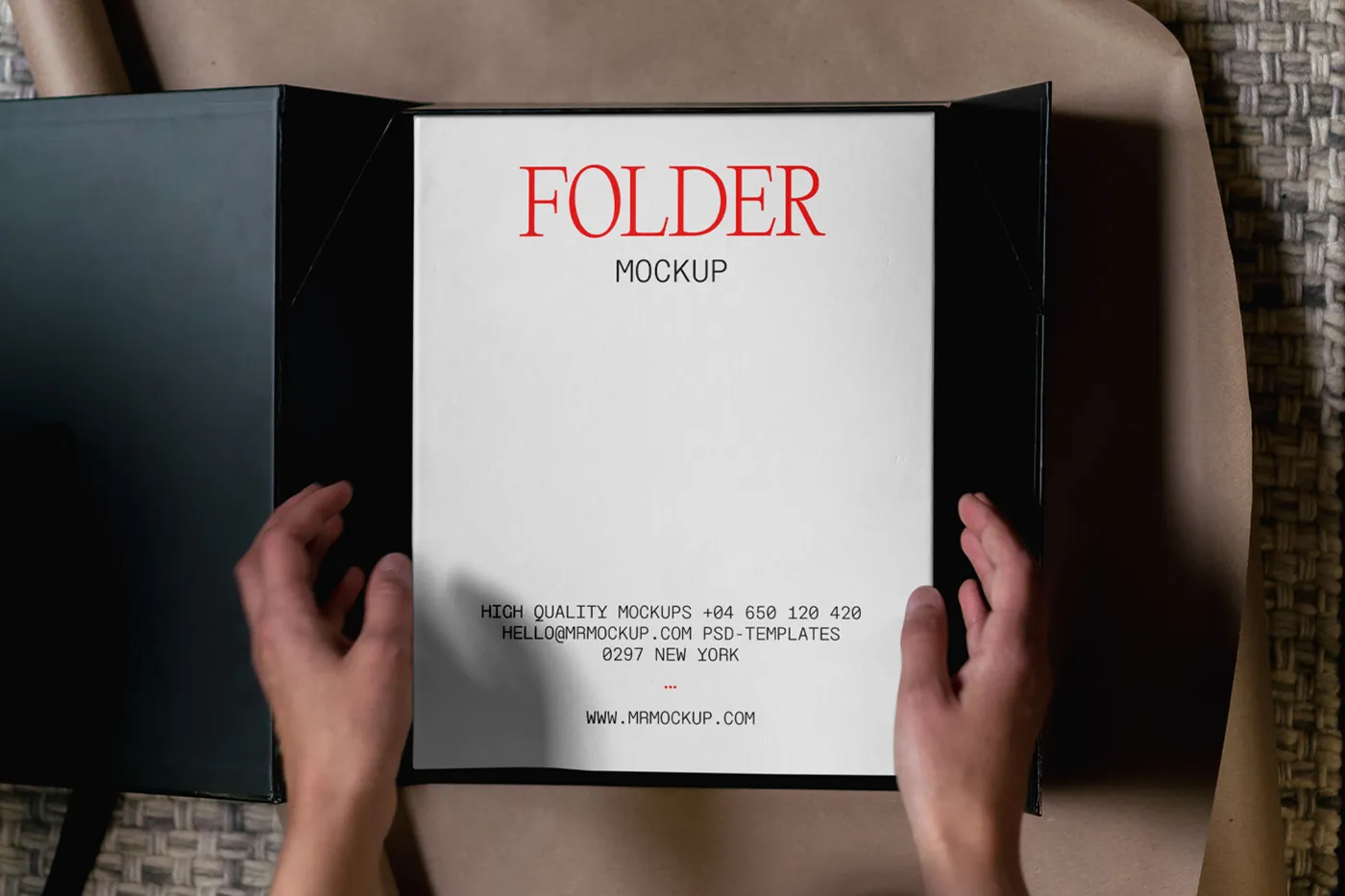 Ücretsiz klasör Mockup - Mr.Mockup