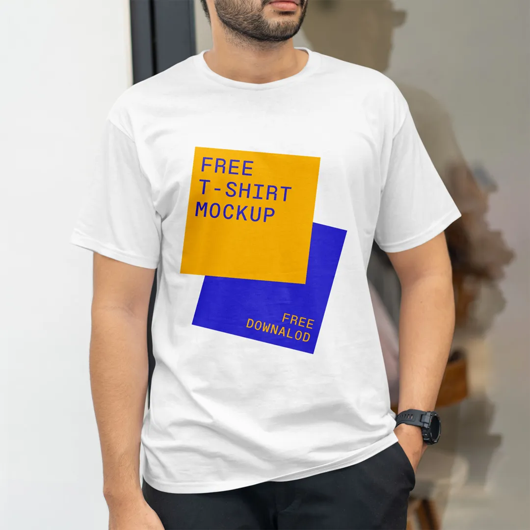 Erkeklerde Ücretsiz Tişört Mockup-Mr.Mockup