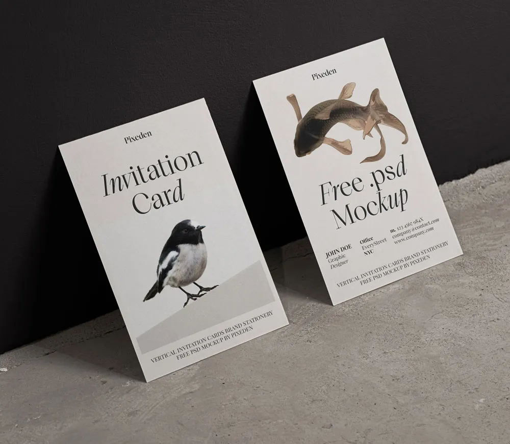 Ücretsiz Dikey Davet Kartları Mockup | 