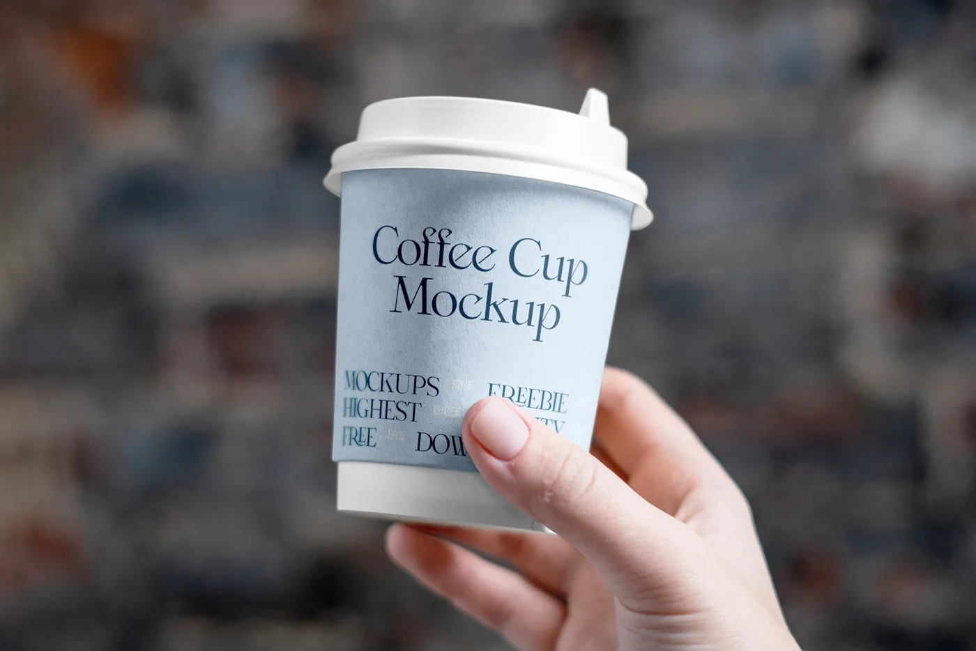 Elle Kahve Kupası - Mr.Mockup