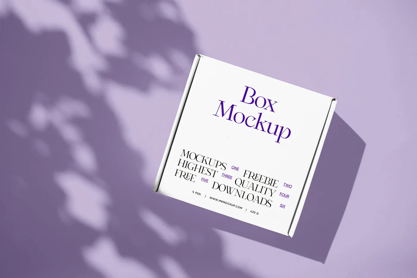 Beyaz Kare Kutu Mockup - Mr.Mockup